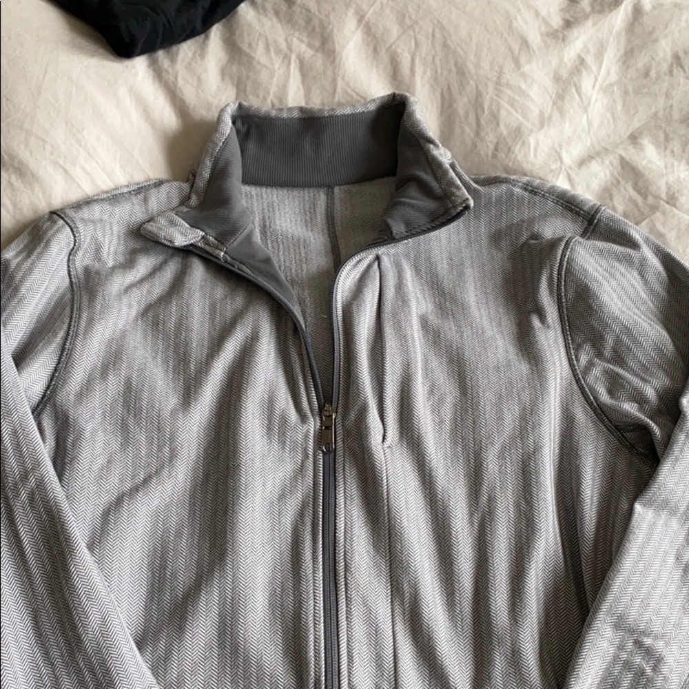 Mens size large Lululemon full zip jacket